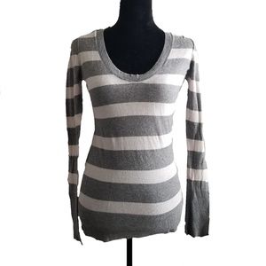 American Eagle Scoop Neck Long Sleeve Shirt